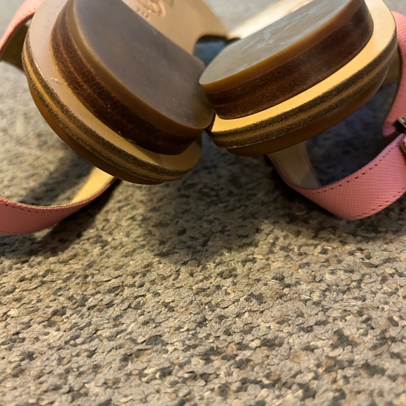 Michael Kors Plate 🎀 pink sandals - Picture 6 of 6